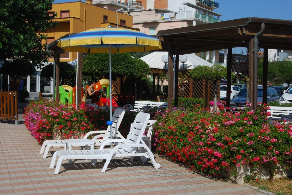 Hotel Perla Senigallia Exteriér fotografie