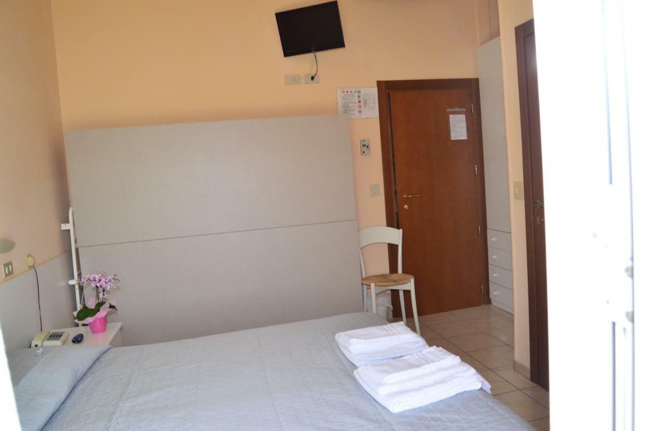 Hotel Perla Senigallia Exteriér fotografie