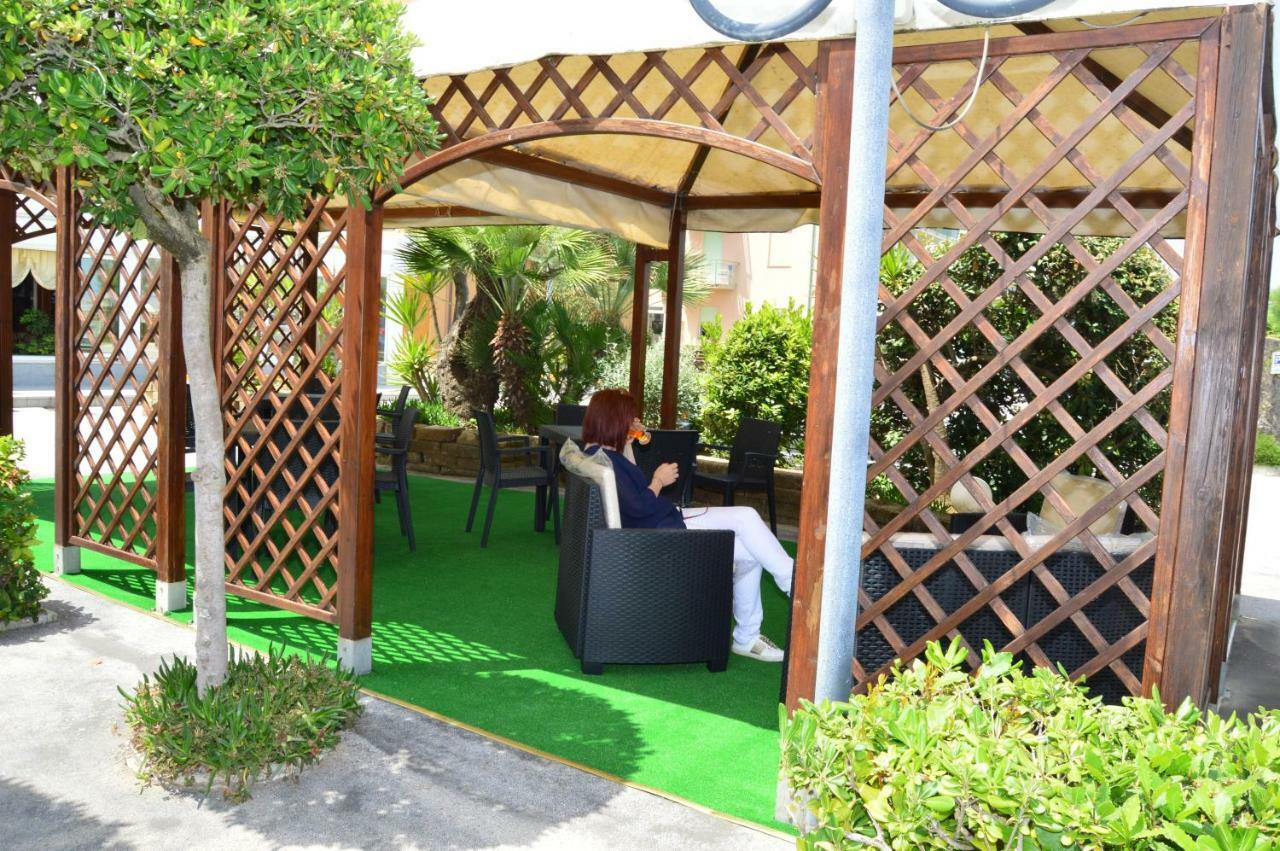 Hotel Perla Senigallia Exteriér fotografie