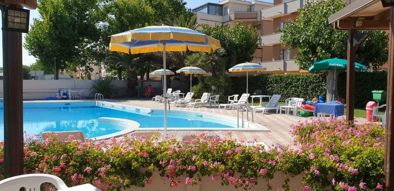 Hotel Perla Senigallia Exteriér fotografie